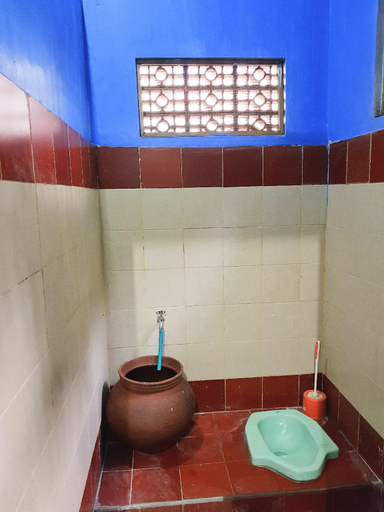 Bathroom 2, Agus Hidden Homestay, Banyuwangi