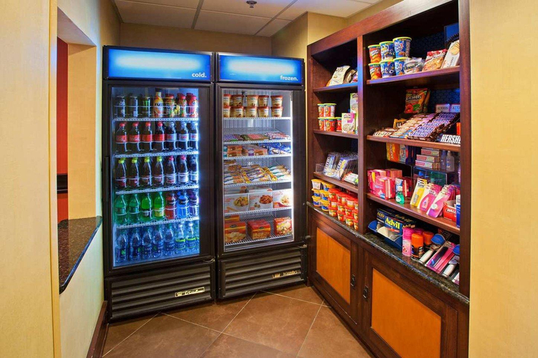 Shops, Hampton Inn Chattanooga-North/Ooltewah, Hamilton