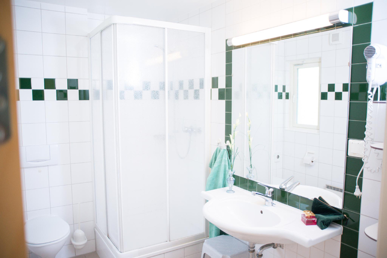 Bathroom 3, 1 sovrum stuga med fantastiskt utsikt, Vaggeryd