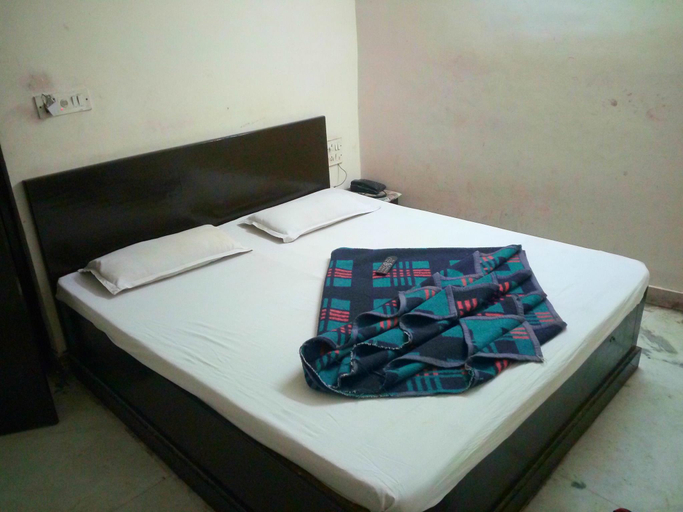 Bedroom 5, Hotel O Shyam Palace DX, Delhi