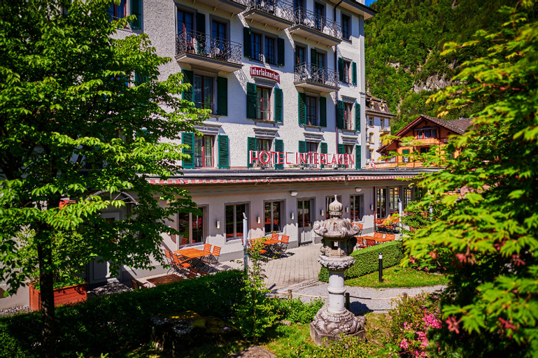 5th Floor Basic Rooms - shared bathrooms, Interlaken