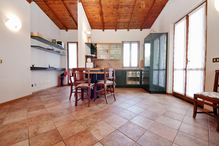 Others 5, Villa Mira, Brescia