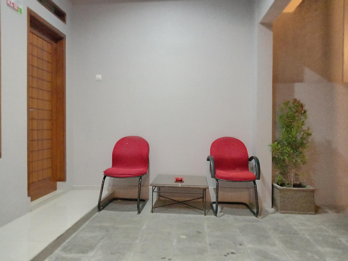 Public Area 22