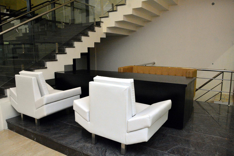 Public Area 2, Hotel Sree Annamalaiyar Park, Tirunelveli