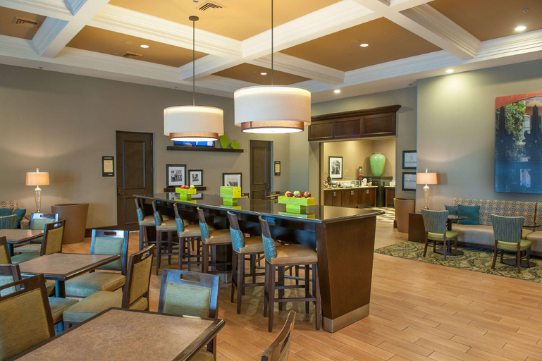Food & Drinks 5, Hampton Inn & Suites New Orleans-Elmwood/Clearview Parkway Area, Jefferson