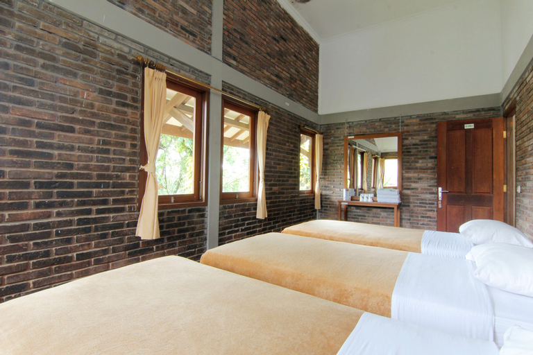 Bedroom 23