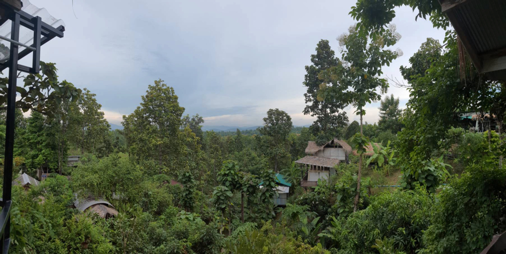 Exterior & Views 3