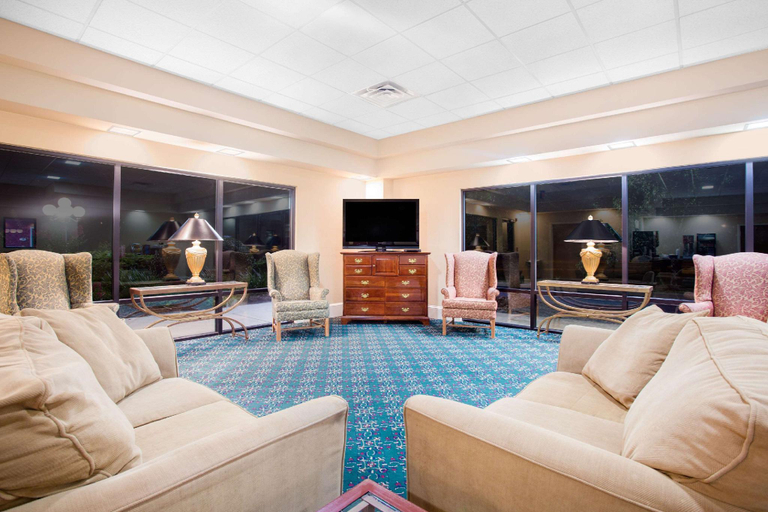 Public Area 2, Days Inn by Wyndham Metter, Candler