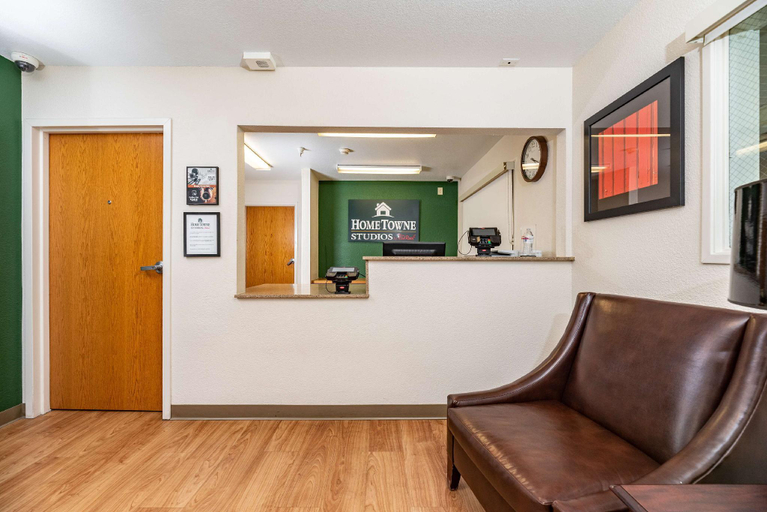 Public Area 2, HomeTowne Studios Fresno - West, Fresno