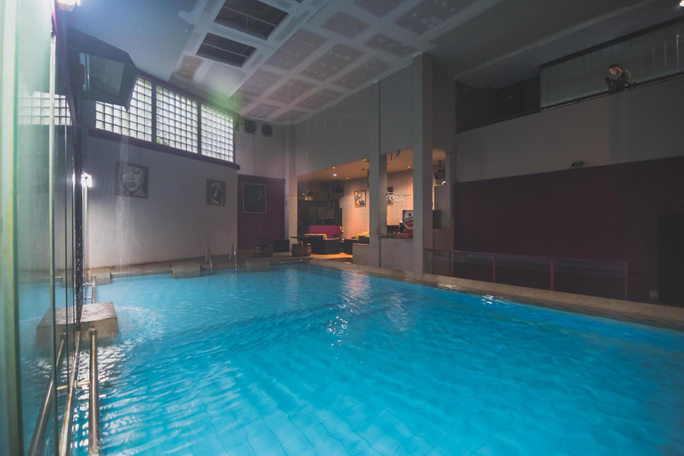 Sport & Beauty 5, Plus near Kampus UPI Setiabudhi, Bandung