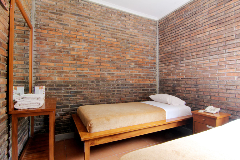 Bedroom 12