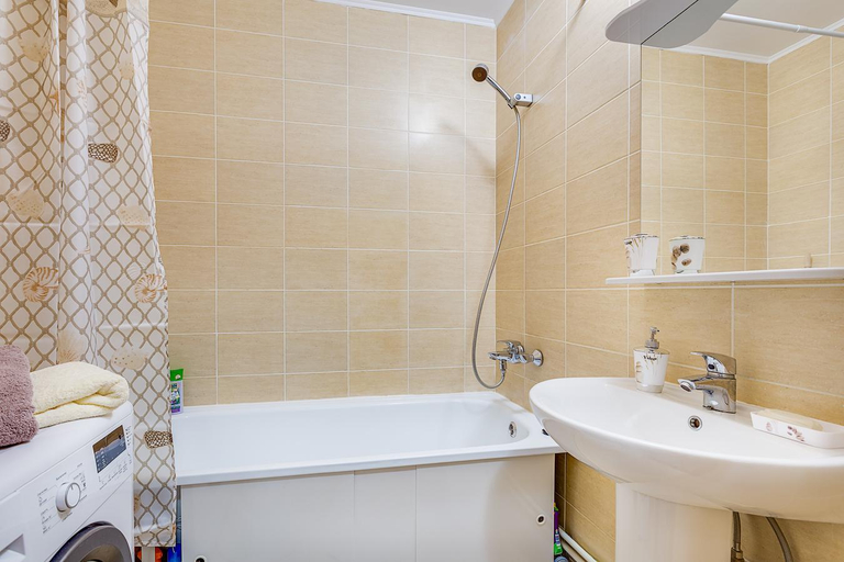 Others 5, Cozy large apartment in a green district, Sankt-Peterburg gorsovet
