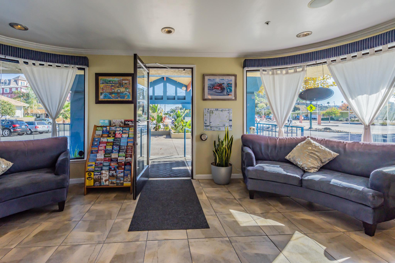 Public Area 2, Ocean Pacific Lodge, Santa Cruz