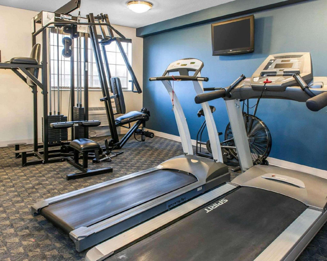 Others 5, Comfort Inn & Suites Napoleon, Henry