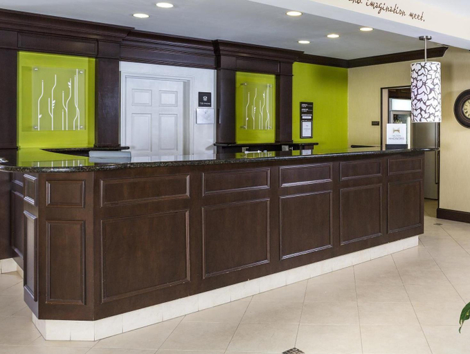 Public Area 2, Hilton Garden Inn Hampton Coliseum Central, Hampton