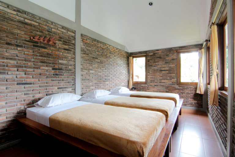 Bedroom 24