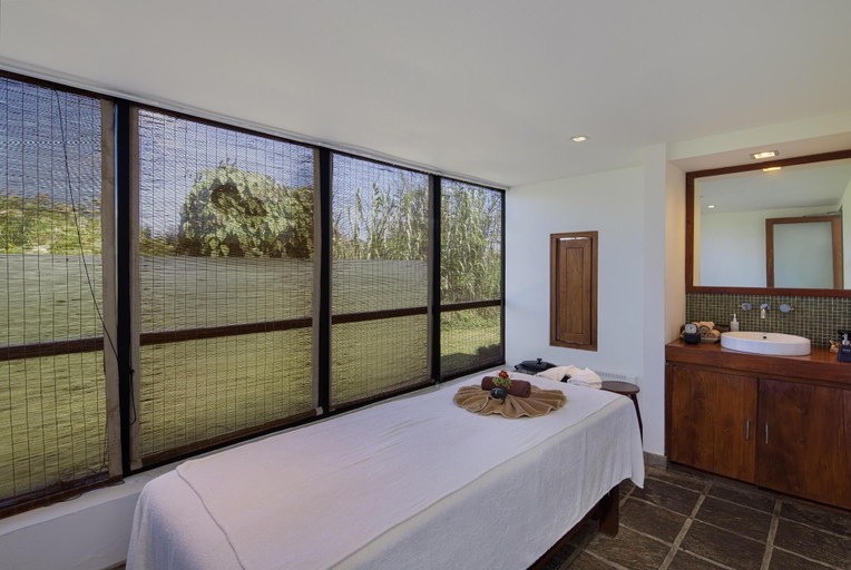Bathroom, Heritance Tea Factory, Walapane
