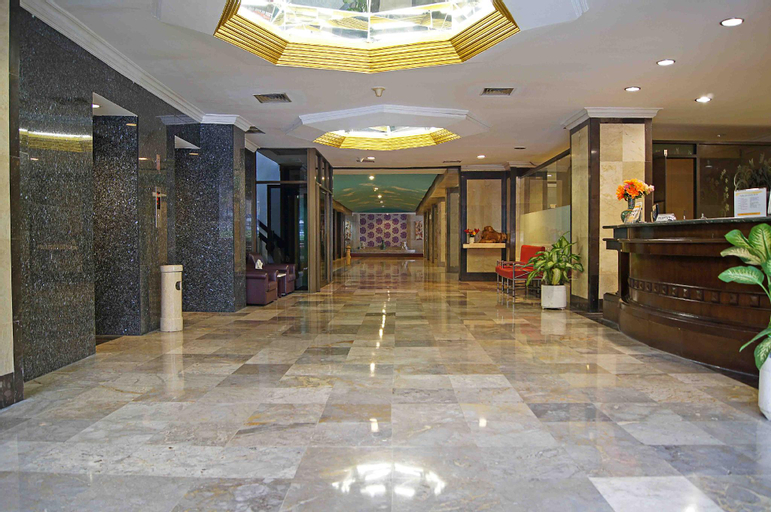 Public Area 29