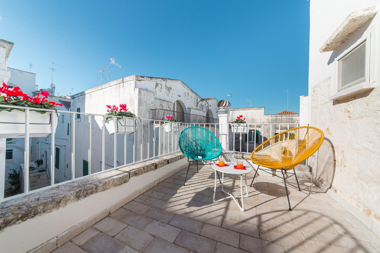 Others 4, Arcueve dimora con vista, Brindisi
