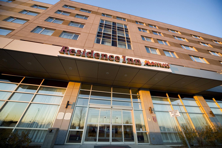 Residence Inn by Marriott Montreal Airport, Montréal