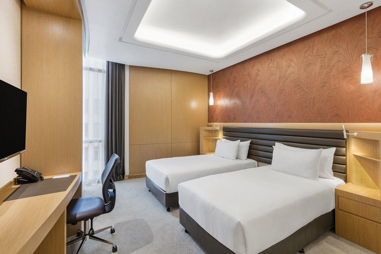 Bedroom 3, Rydges Australia Square, Formerly Tank Stream Hotel, Sydney