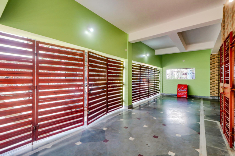 Public Area 1, Hotel O M Palace, Cuttack