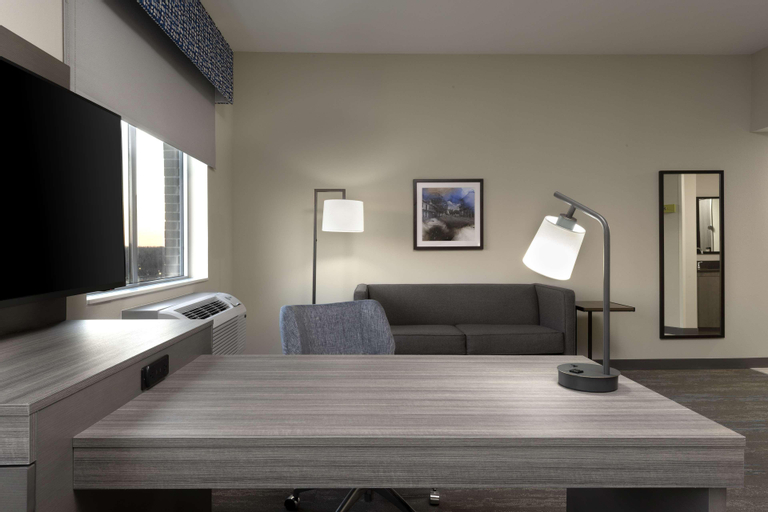 Bedroom 23
