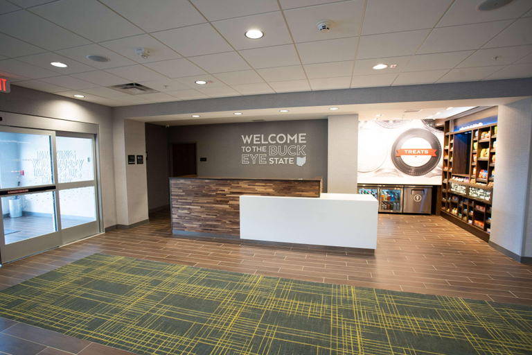 Public Area 3, Hampton Inn & Suites St. Clairsville, Belmont