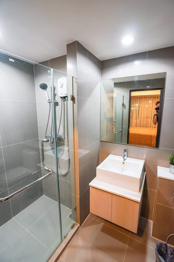Bathroom 3, Centrio, Phuket Island