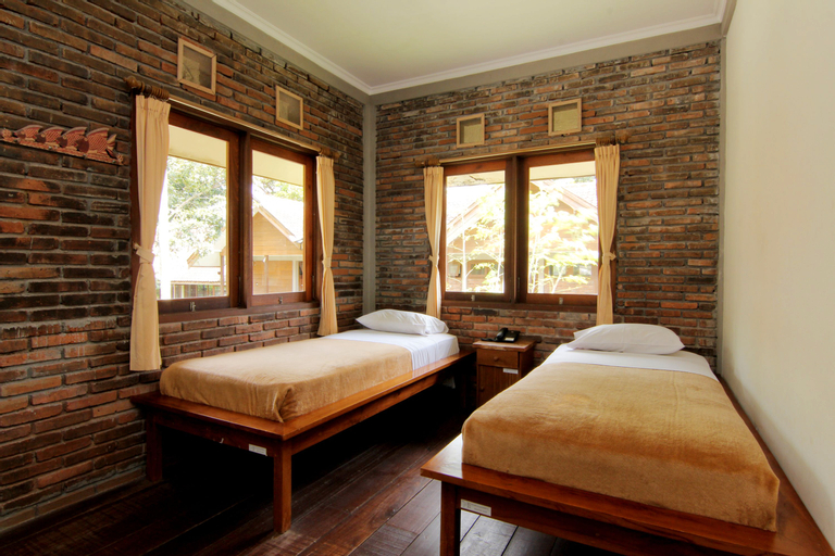 Bedroom 13