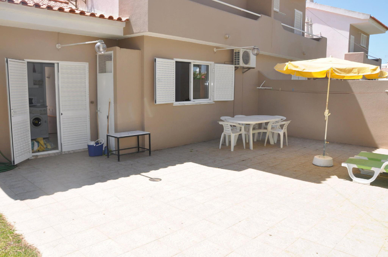 Others 4, Modern, comfortable and well equipped private pool villa, Loulé