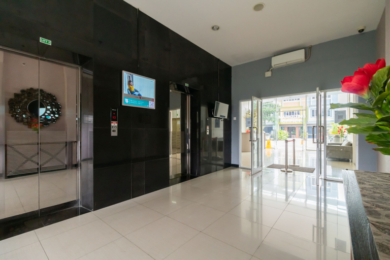 Public Area 3, RedLiving Apartemen Gunung Putri - SIROOMS, Bogor