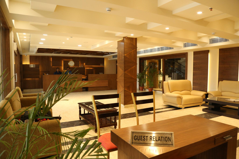 Public Area, Hotel Golden Fortune, Azamgarh