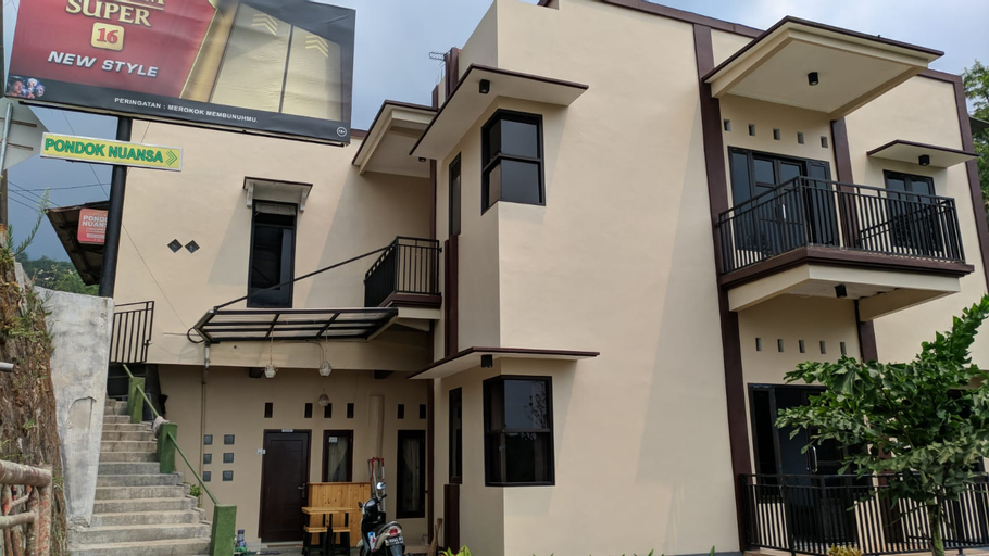 Exterior & Views 2, Villa Pondok Nuansa 1, Mojokerto