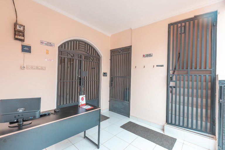 Others 2, OYO 1841 Kathyrn Residence, Depok