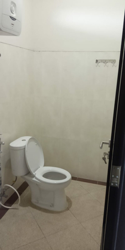 Bedroom 5, OMAH PAULAN GUEST HOUSE, Solo