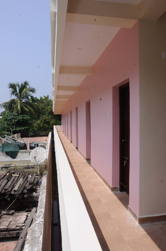 Others 2, Sivans Inn, Thoothukkudi