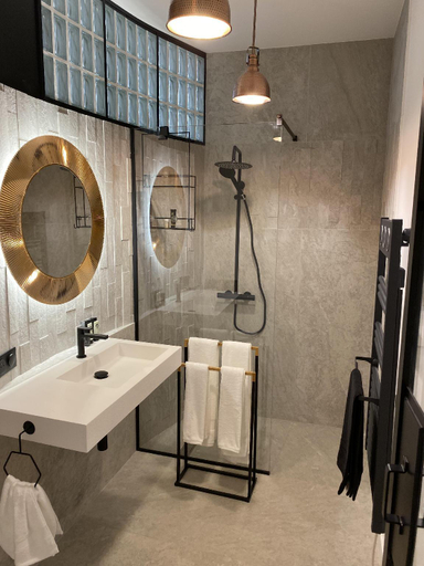 Bathroom 2, La Maison de Robinson, Hauts-de-Seine
