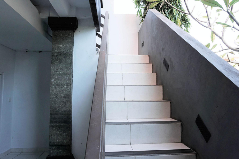 Public Area 5, RedDoorz @ Mudu Taki Dalung, Badung