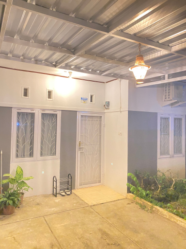 Exterior & Views, Metana Homestay, Barru