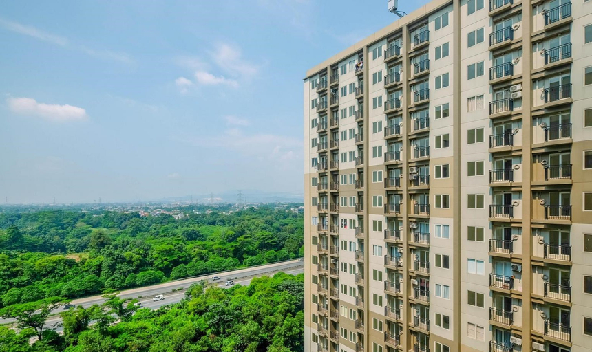 Exterior & Views 2, Cozy Stay 2BR Podomoro Golf View Apartment By Travelio, Bogor