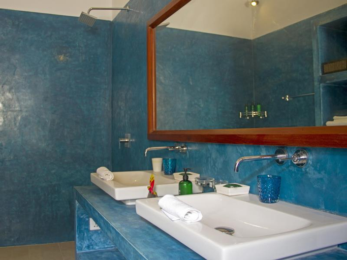 Bathroom 2, Villa Nilaya, Habaraduwa