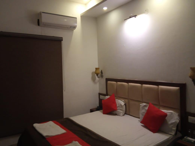 Others 4, Hotel Kings Retreat, Patiala