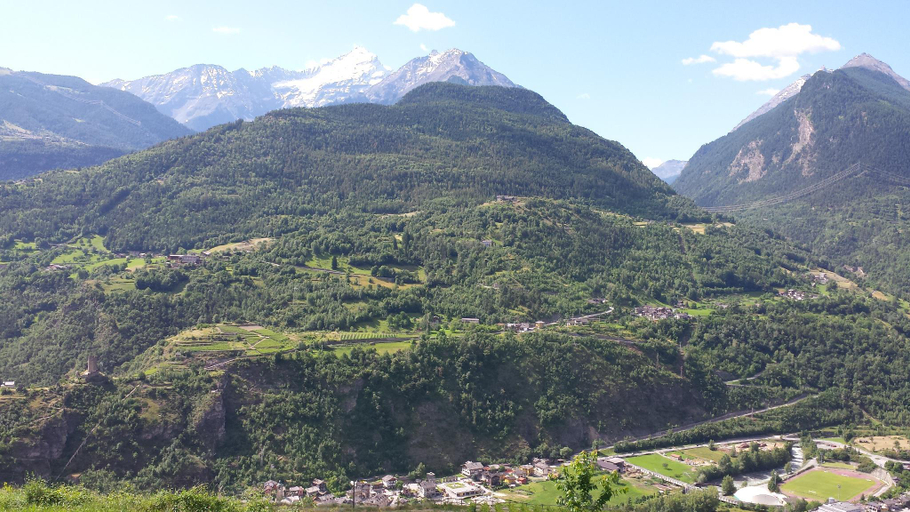 Others 5, Holiday house with garden and enchanting view, Aosta