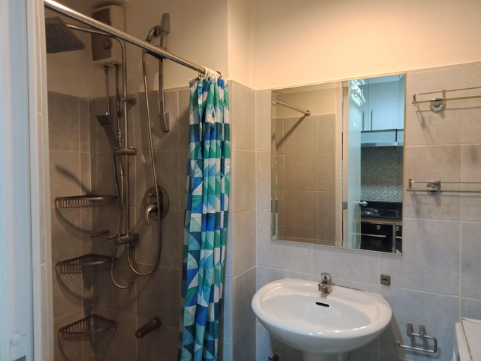 Bathroom 5, Jericho's Place, Pasay City
