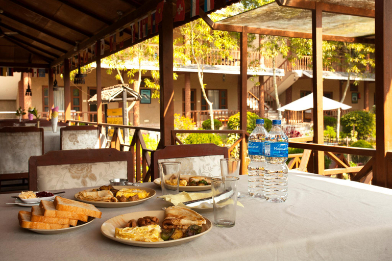 Food & Drinks 5, Jungle Safari Lodge, Narayani