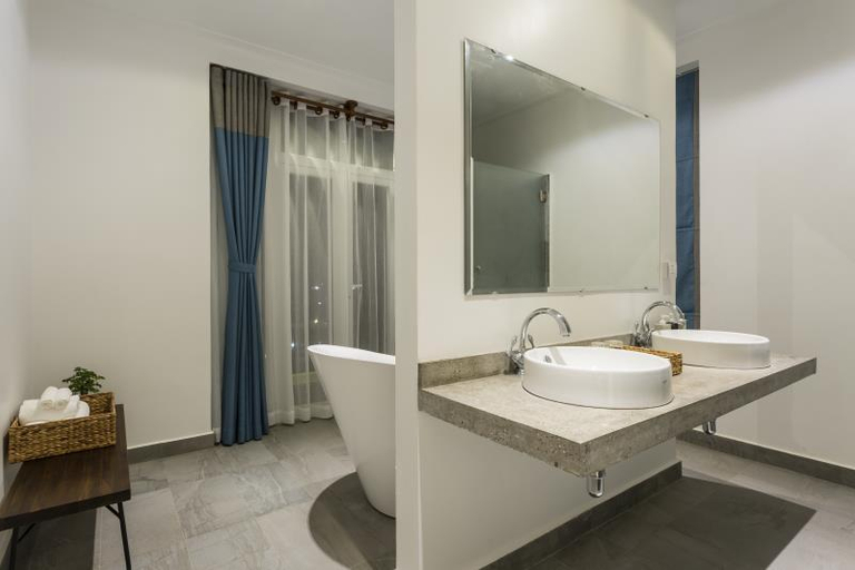 Bathroom 4, Boutique Kampot Hotel, Kampot