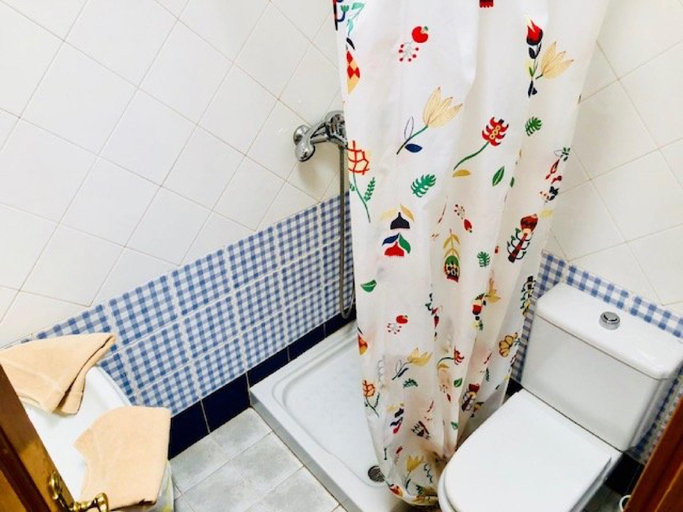 Bathroom, Villa Neptuno with private pool, sea view, Sat-tv free Wifi, Las Palmas