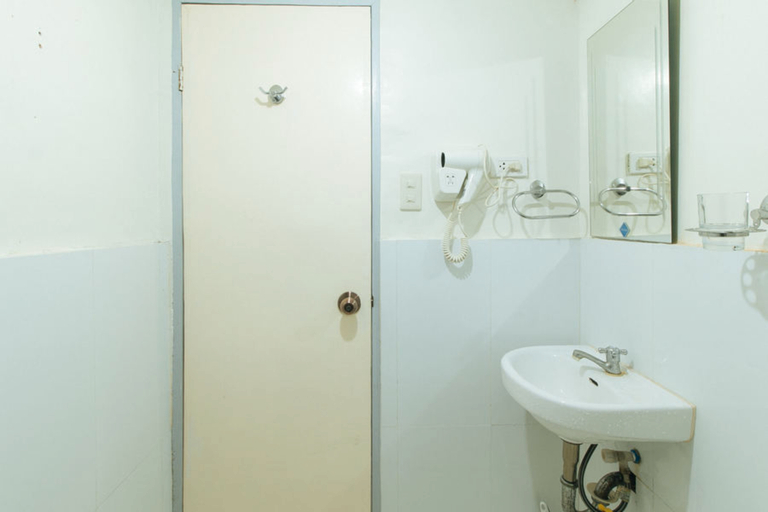 RedDoorz Hostel @ Tita Aidz Inn Baguio City, Baguio City