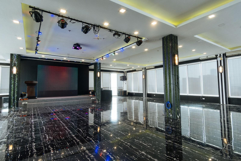 Public Area 3, Northpointe Residences, Quezon City